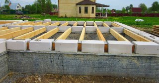 Фундамент для дома Кохма. Заказать под ключ цена от 3250 руб/м3